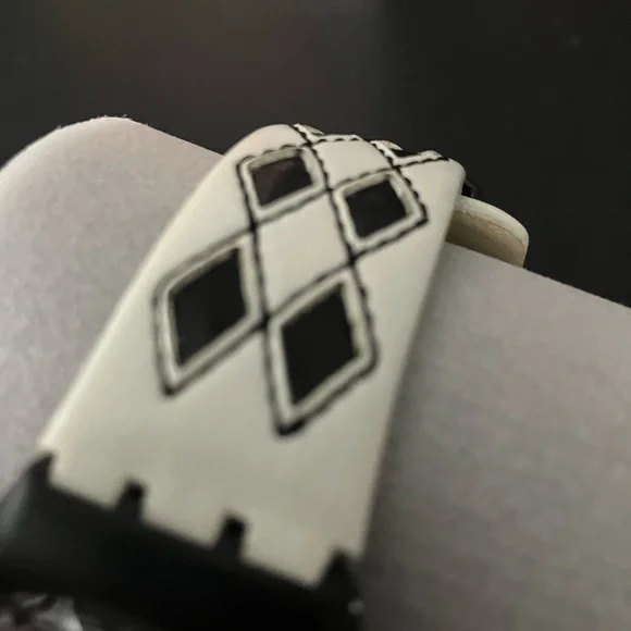 RARE Swatch Chrono Watch Skin Be Lined SUYB118 w/Papers NEW Wristwatch Timepiece - Picture 6 of 9